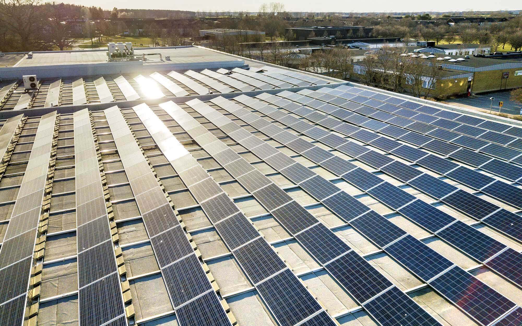 solar-on-commercial-buildings-earth-wise